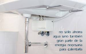 Descripción modificada: Invento español de calentador de agua eléctrico instalado sobre un lavabo del baño, destinado a ahorrar agua caliente y energía.