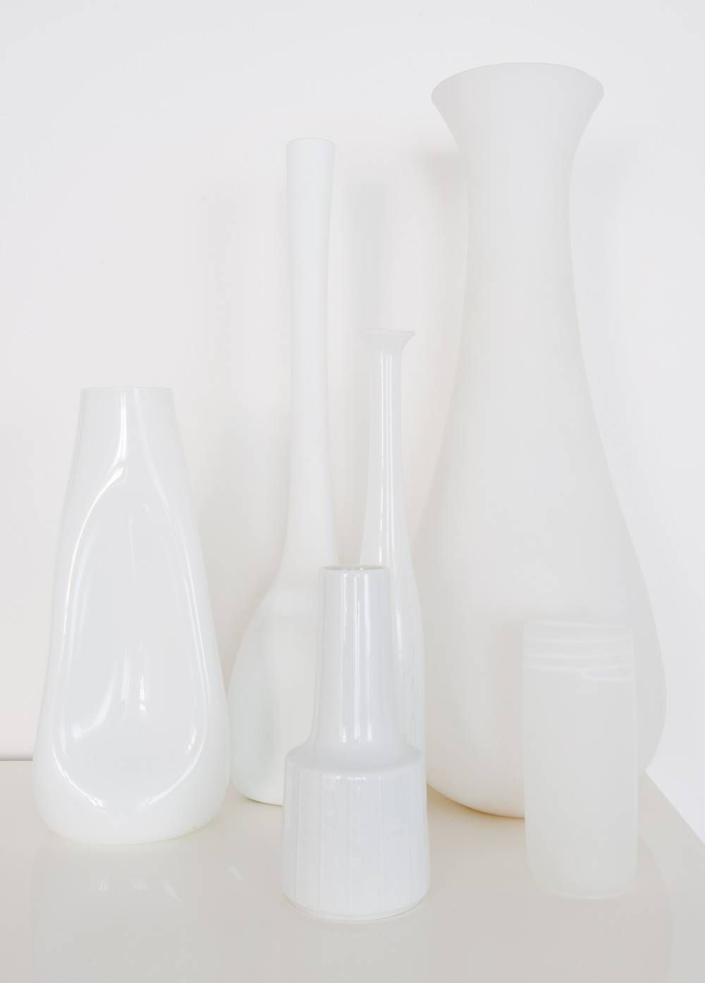 Elementos decorativos  blancos agrupados