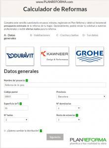 Captura de pantalla de una herramienta online "plan reforma" para estimar los costos de reformar piso, con campos para introducir código postal, ciudad, tipo de propiedad,