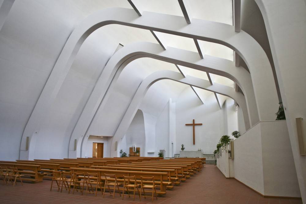 Iglesia de la Riola plataformaarquitectura.cl