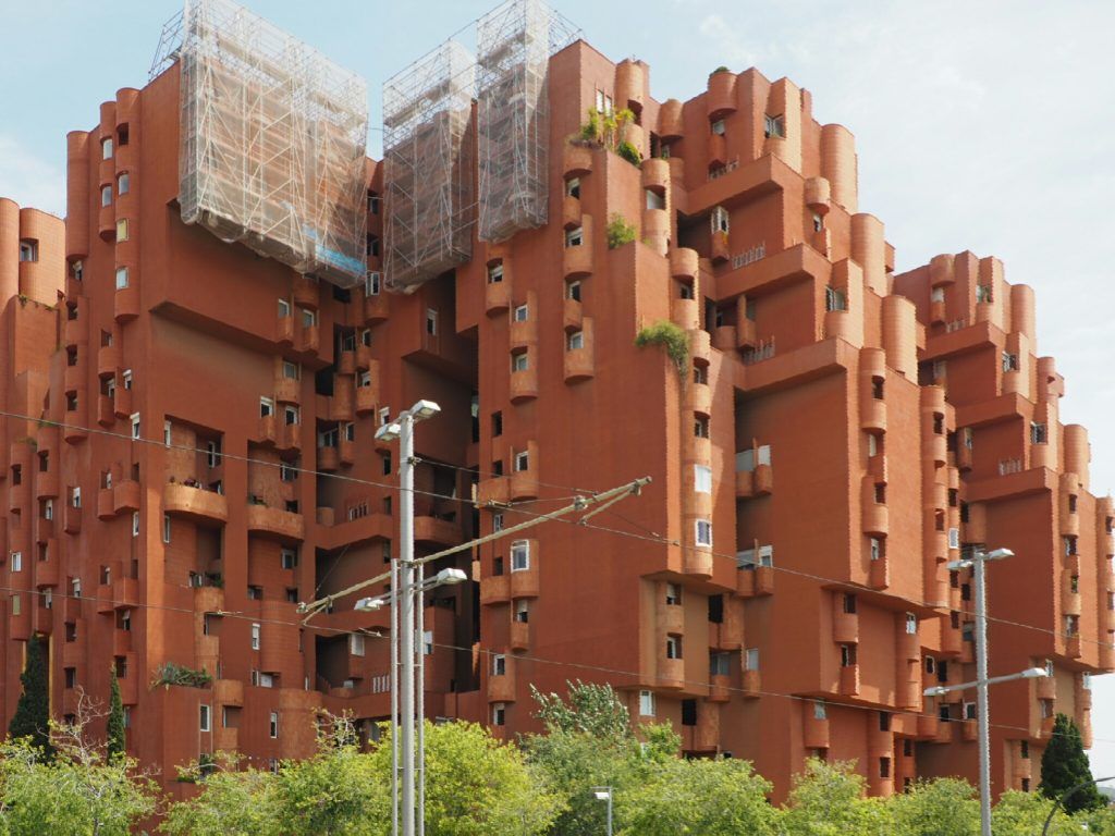 Walden 7, foto: Dario Furente, reforma, humedades, construcción, rascacielos