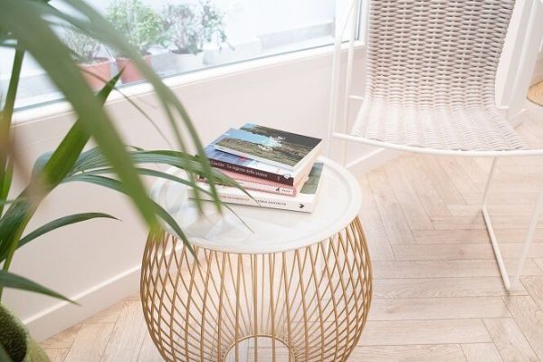 Mesa elegante decorativa